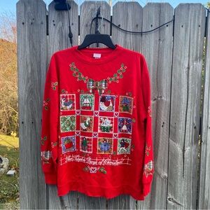 Unique Vintage Christmas on Mainstreet M Red Sweatshirt Twelve Days Graphics